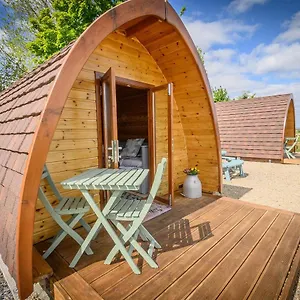 https://westport-glamping-at-doon-angus-farm.westport-hotels.com